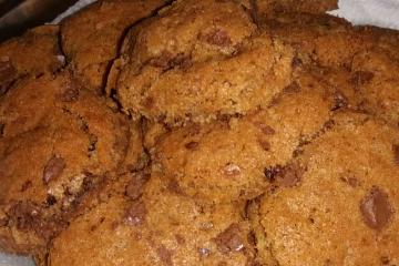 Cookies com gotas de chocolate