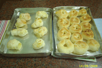 Biscoito de polvilho azedo com queijo
