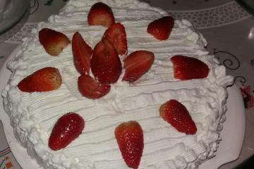 Bolo Morango Com Chantilly – Di Norma Dolceria