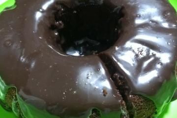 Bolo de chocolate muito fácil