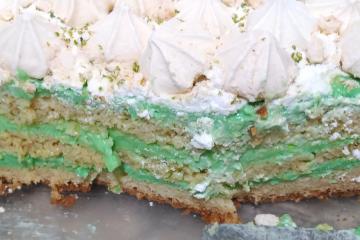 Bolo de limão com suspiro