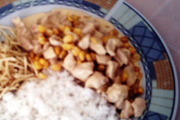 Estrogonofe simples de frango da Taí