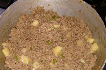 Carne moída com mandioquinha