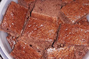 Bolo de chocolate Receita por Argentina Bonekizzy - Cookpad