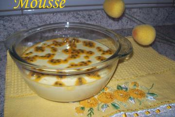 Mousse de maracujá consistente