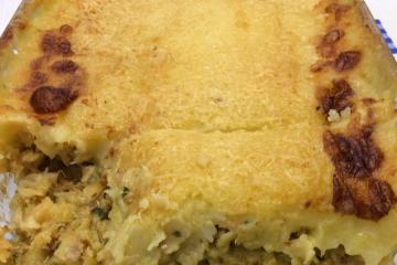 Bacalhau gratinado com purê de batatas