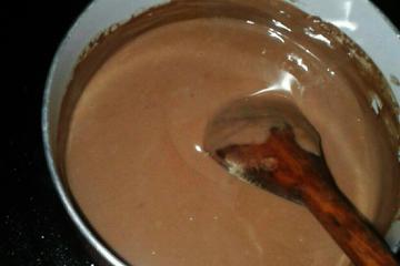 Mingau de chocolate