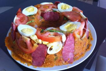 Cuscuz à paulista de linguiça calabresa