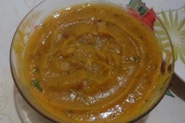 Sopa de abóbora com bacon