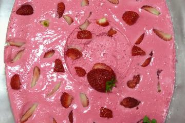 Mousse de morango fácil