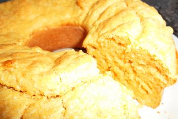 Bolo de fubá diet delicioso, úmido e fofinho