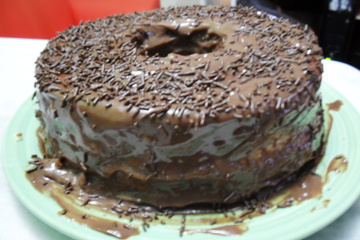 Bolo de cenoura recheado