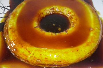 Pudim de leite em pó de microondas