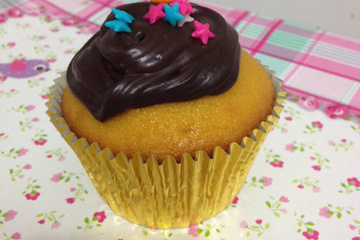 Cupcake de cenoura com Brigadeiro