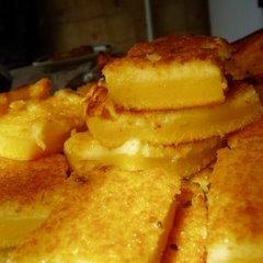 Bolo cremoso de fubá