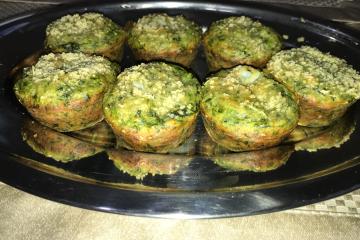 Muffin de espinafre e queijo feta