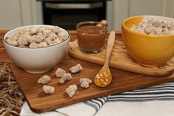 Pipoca de doce de leite com ninho e canela