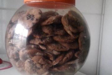 Biscoito de chocolate econômico
