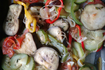 Peixe com legumes ao forno