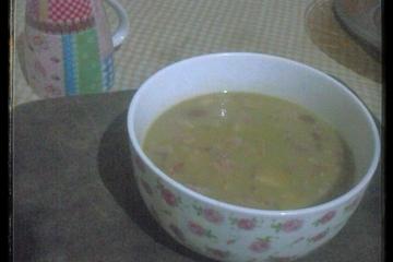 Caldo de ervilha seca