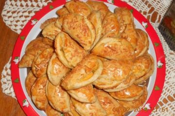 Pastelzinho de forno com guaraná