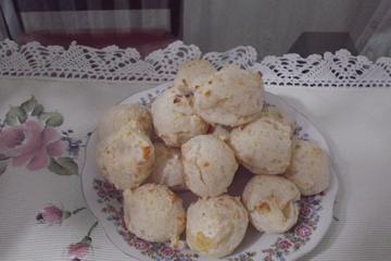 Pão de queijo mineiro