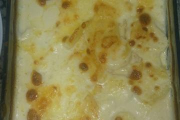 Batata gratinada cozida no leite