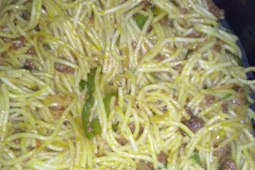 Macarrão com carne moída