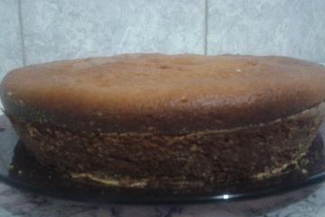 Bolo de cenoura com limão