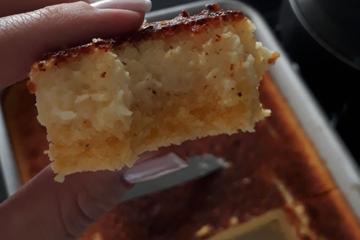 Bolo de fubá cremoso