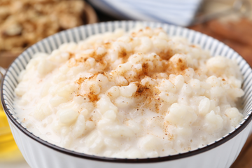 Arroz doce cremoso de verdade com leite condensado e creme de leite
