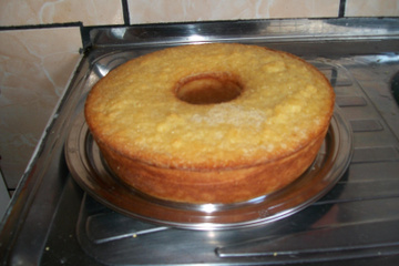 Bolo de aipim (mandioca ou macaxeira)