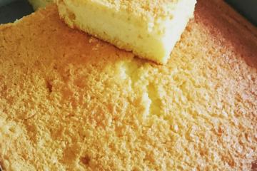 Bolo de fubá cremoso