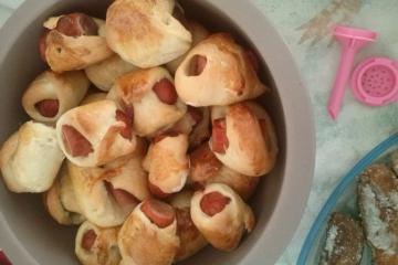 Pãozinho com salsicha