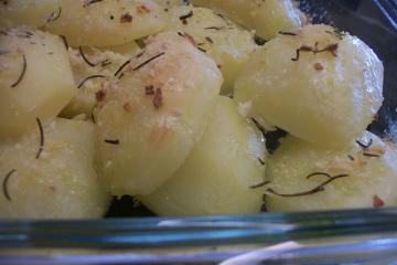 Batatas ao forno com alecrim
