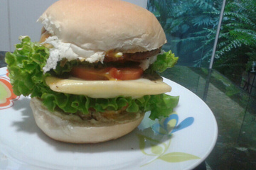 Sanduíche tipo Big Mac