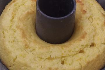 Bolo de laranja molhadinho