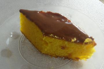 Bolo de cenoura cozida