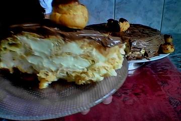 Bolo de Carolina