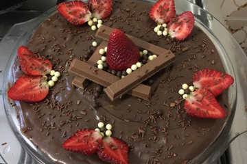 Torta de chocolate gelada