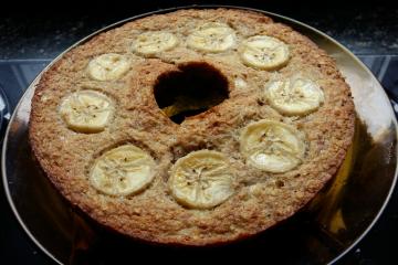 Bolo de Banana Com Aveia: Receita Fit e Simples Para Fazer Hoje