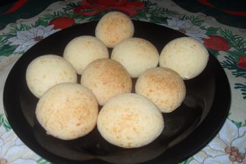 Pão de queijo mineiro