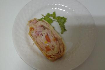Rocambole  de massa de pastel