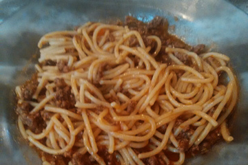 Macarrão com carne moída