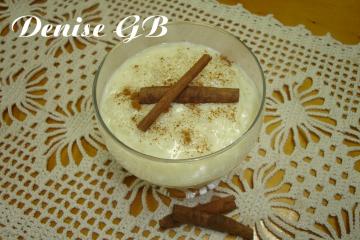 Arroz doce com leite condensado e coco