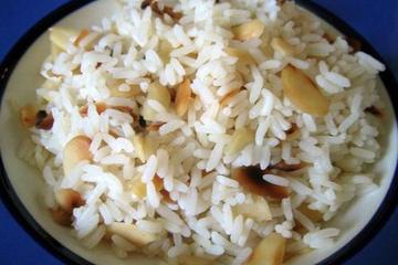 Arroz com amendoas