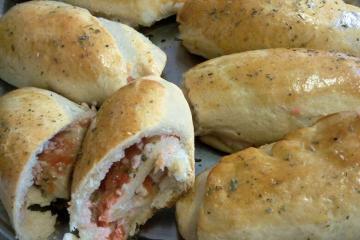 Enroladinho de presunto e queijo