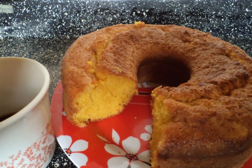 Bolo de milho com fubá