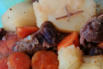 Picadinho de carne com legumes fácil