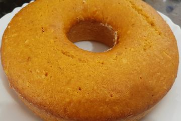 Bolo de abóbora com coco
